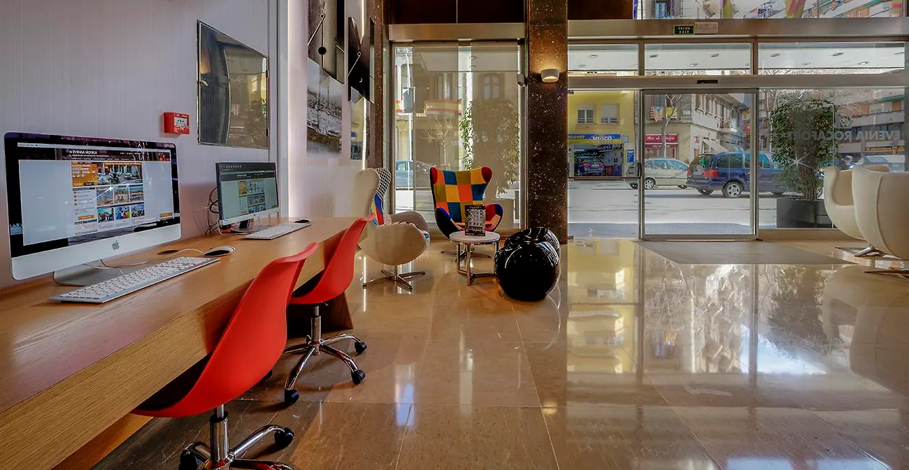 Evenia Rocafort Barcelona Hotel