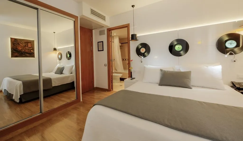 Evenia Rocafort Barcelona Hotel