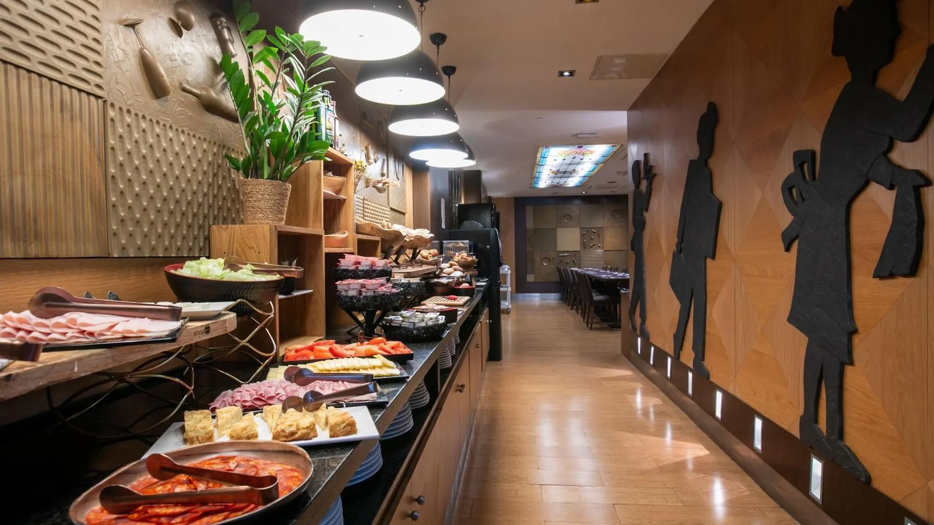 Evenia Rocafort Barcelona Spain