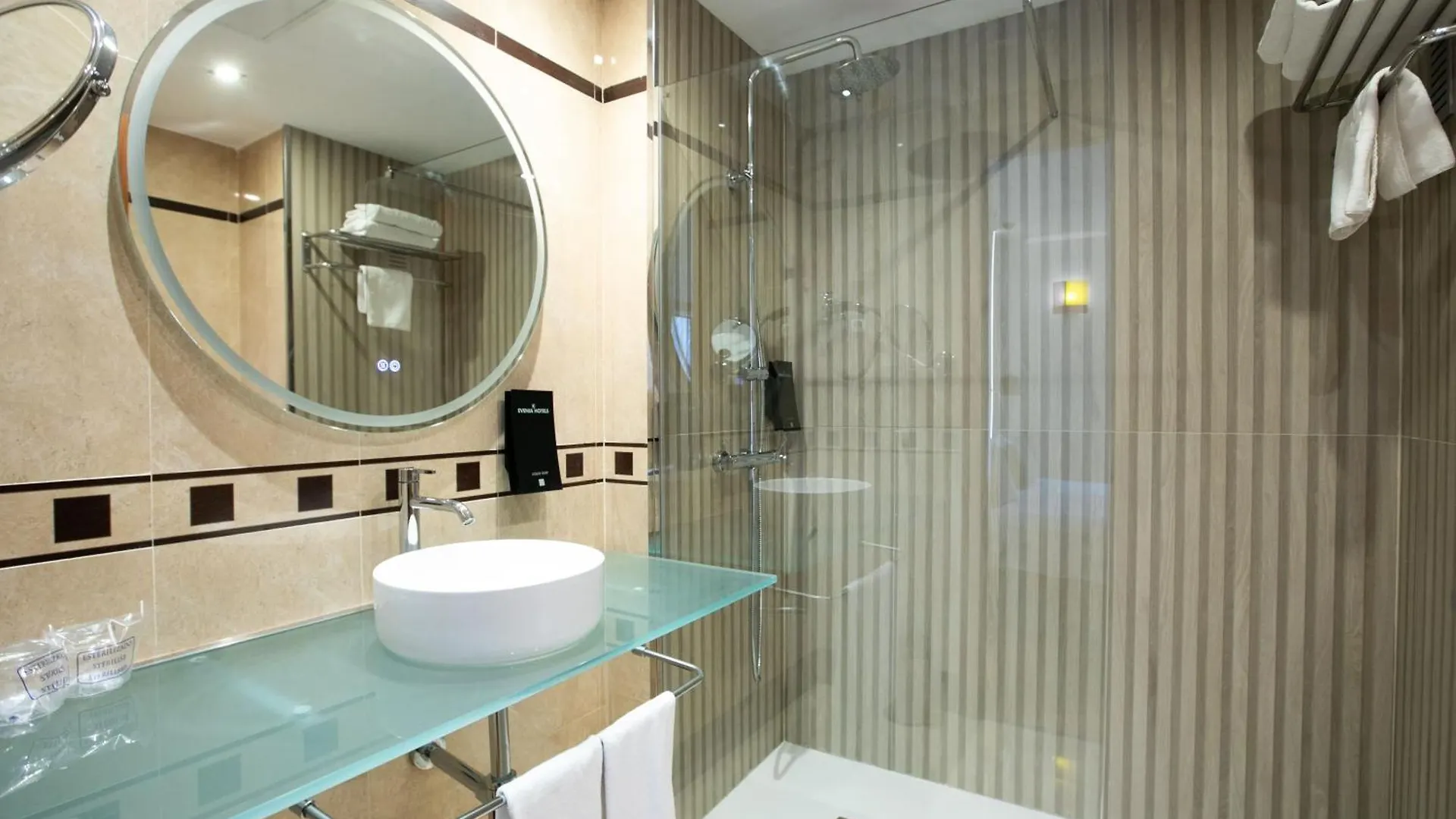 Evenia Rocafort Barcelona Hotel