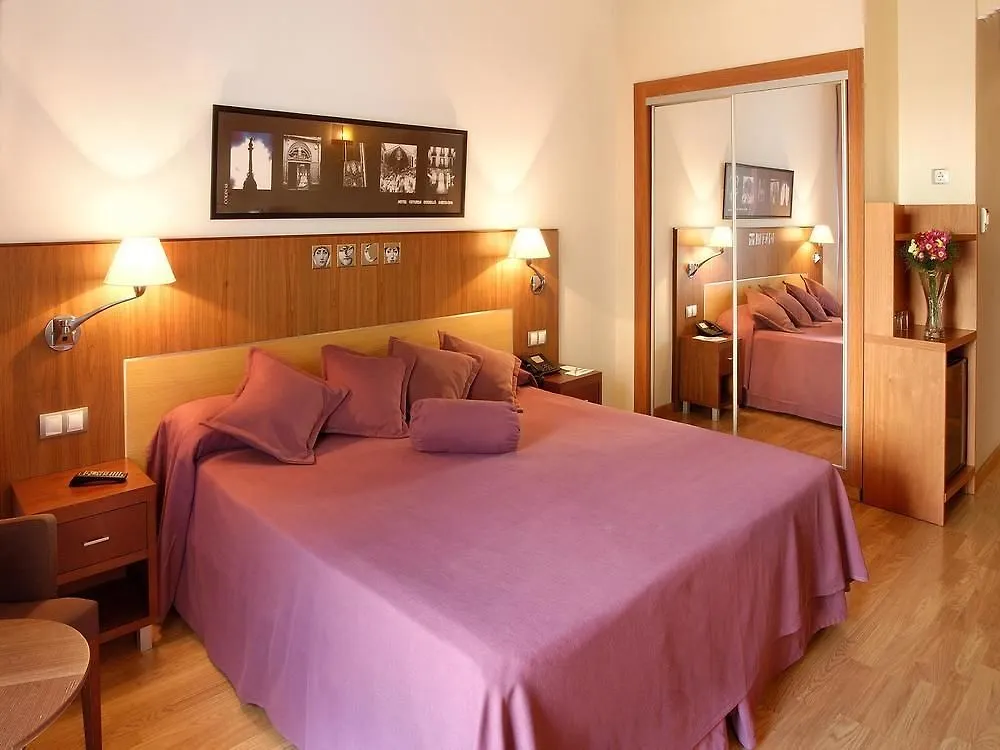 Hotel Evenia Rocafort Barcelona
