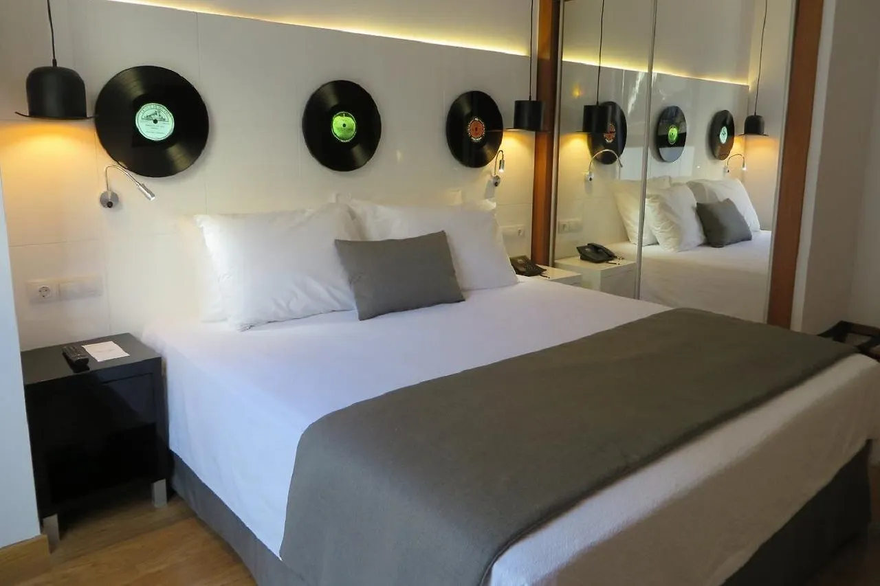Hotel Evenia Rocafort Barcelona